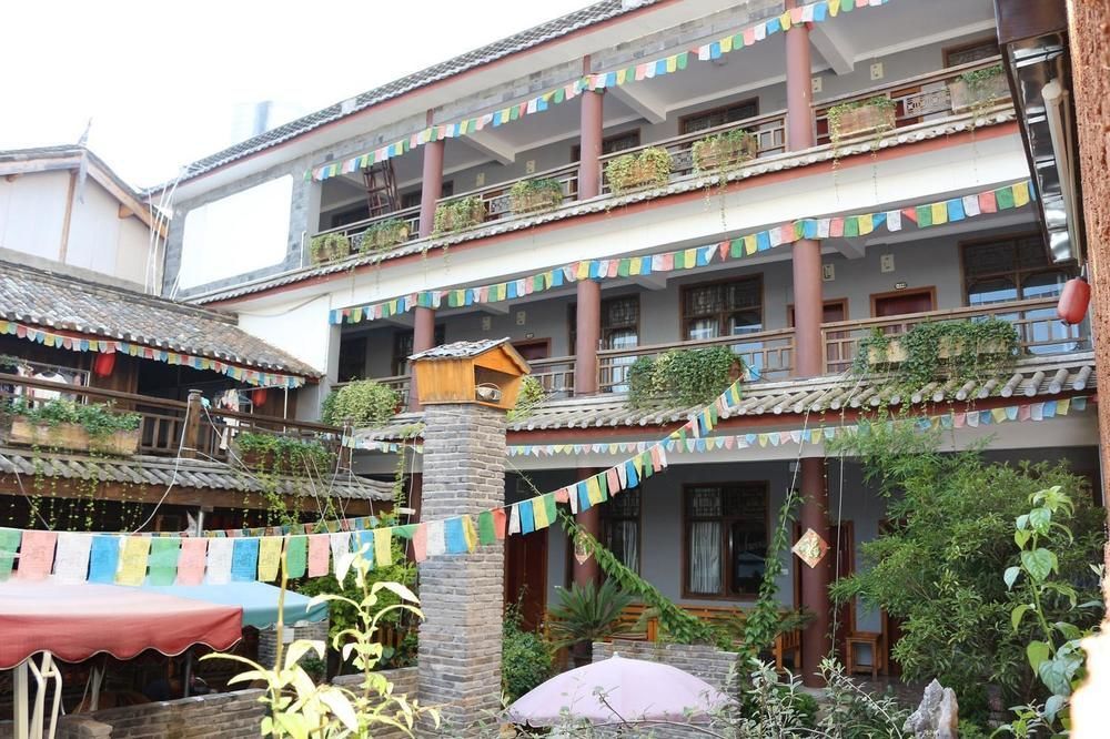 Lijiang Senior Leader Youth Hostel Exterior foto